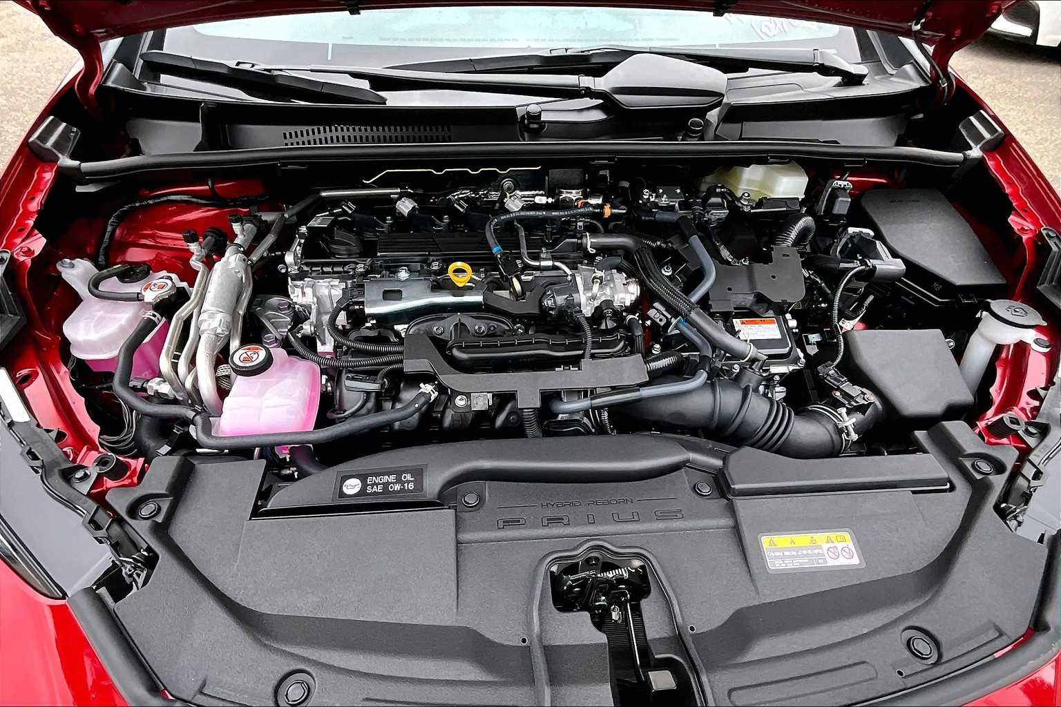 2025 Toyota Prius Plug-In Hybrid XSE - Photo 16