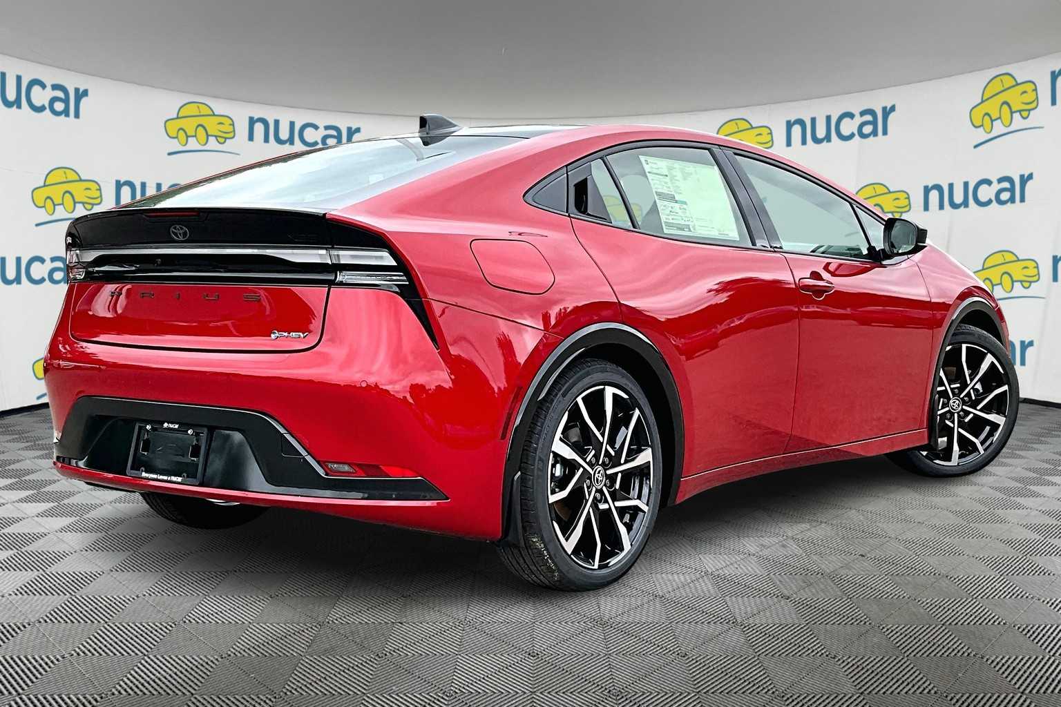 2025 Toyota Prius Plug-In Hybrid XSE - Photo 7