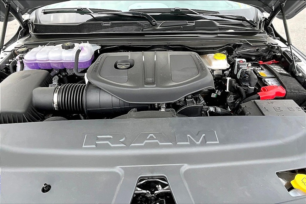 2025 Ram 1500 Laramie - Photo 16