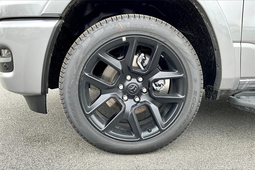 2025 Ram 1500 Laramie - Photo 8