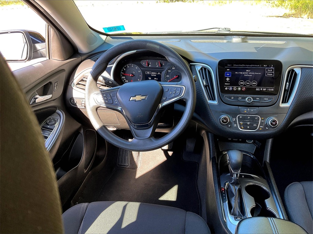 2023 Chevrolet Malibu LT - Photo 16