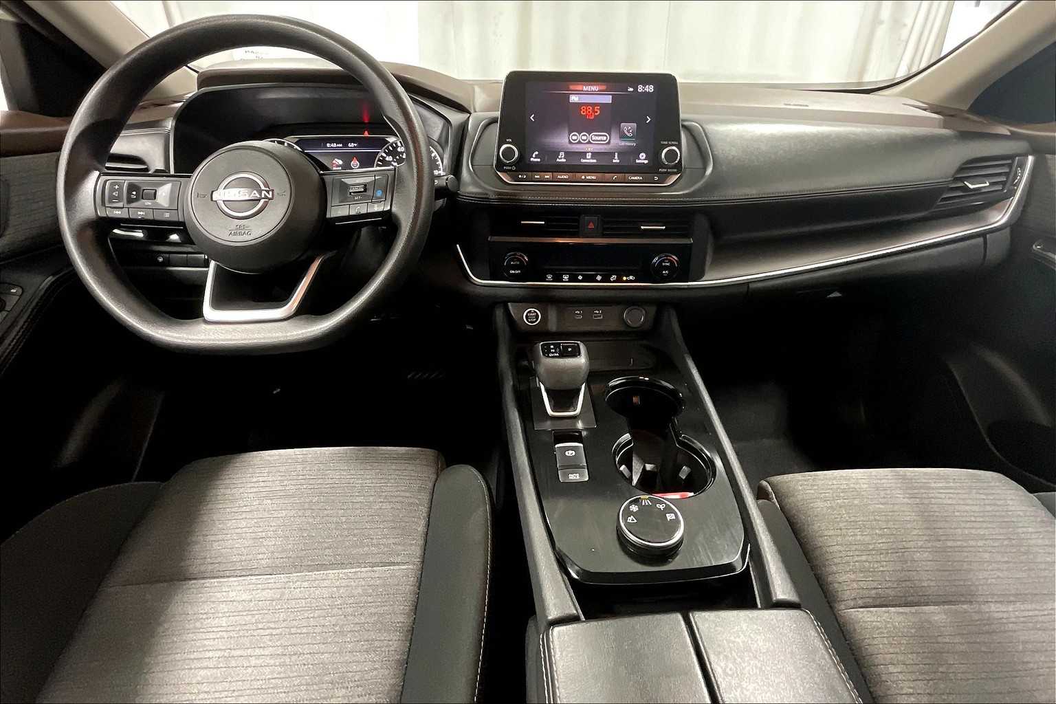 2023 Nissan Rogue SV - Photo 21