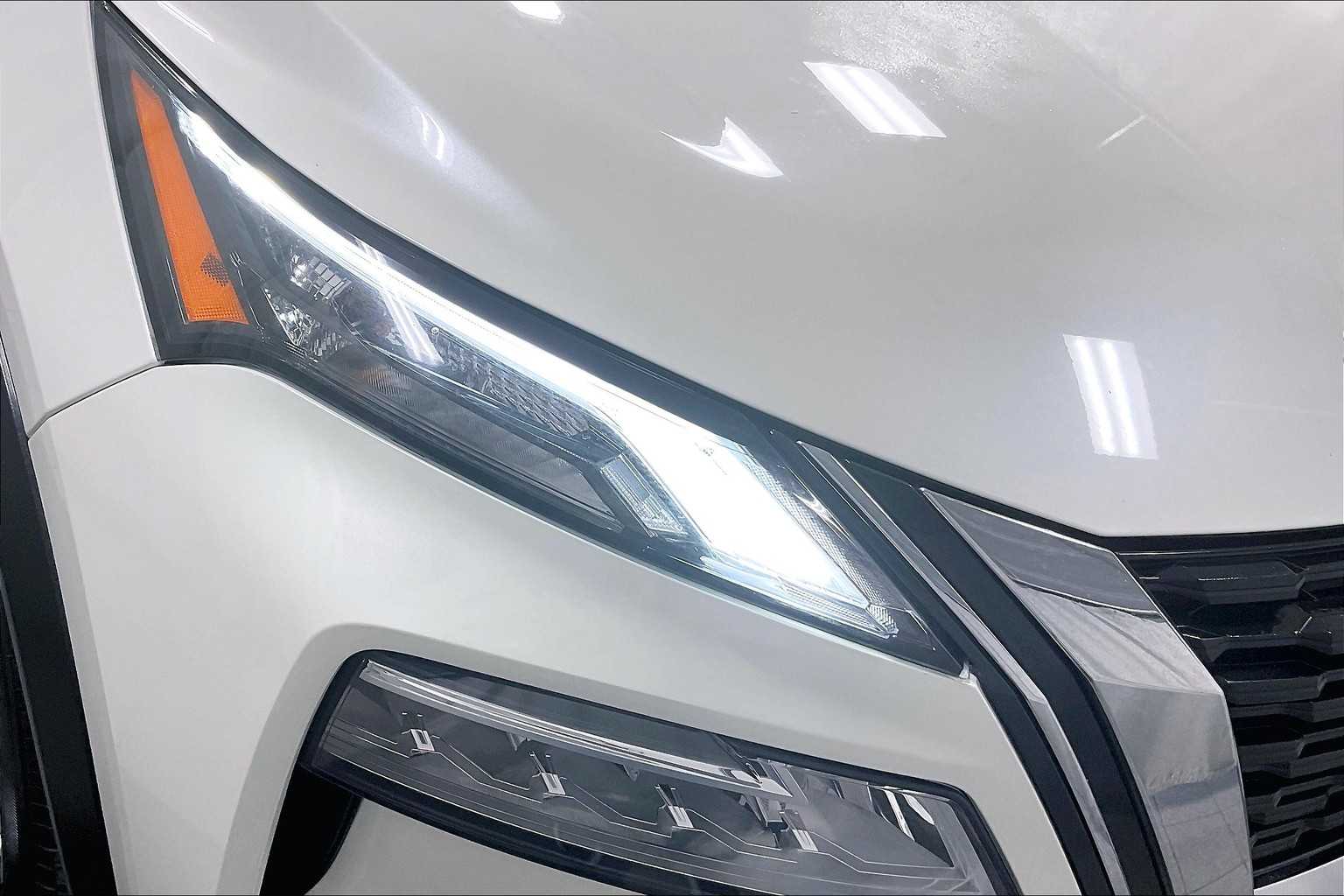 2023 Nissan Rogue SV - Photo 32