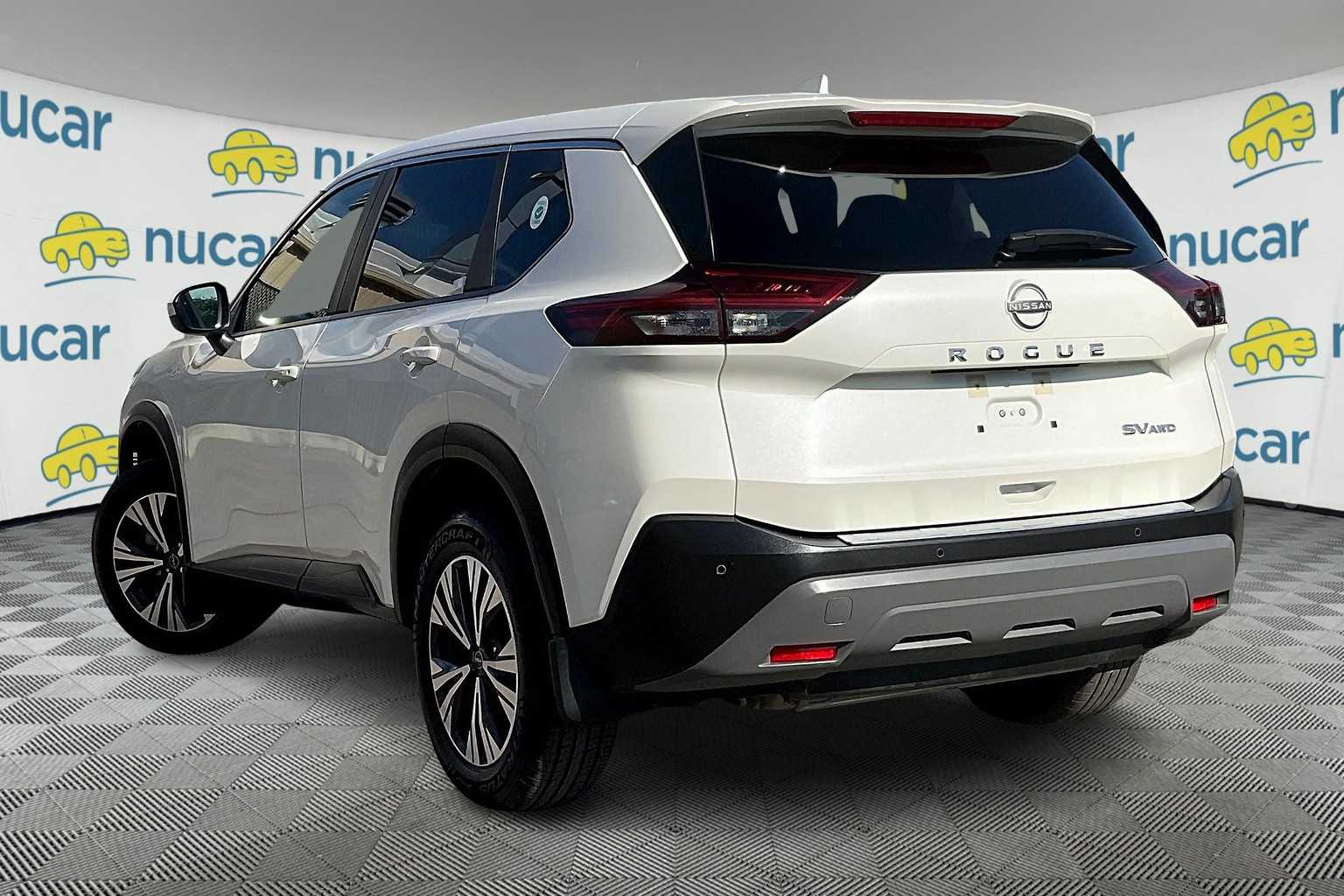 2023 Nissan Rogue SV - Photo 4