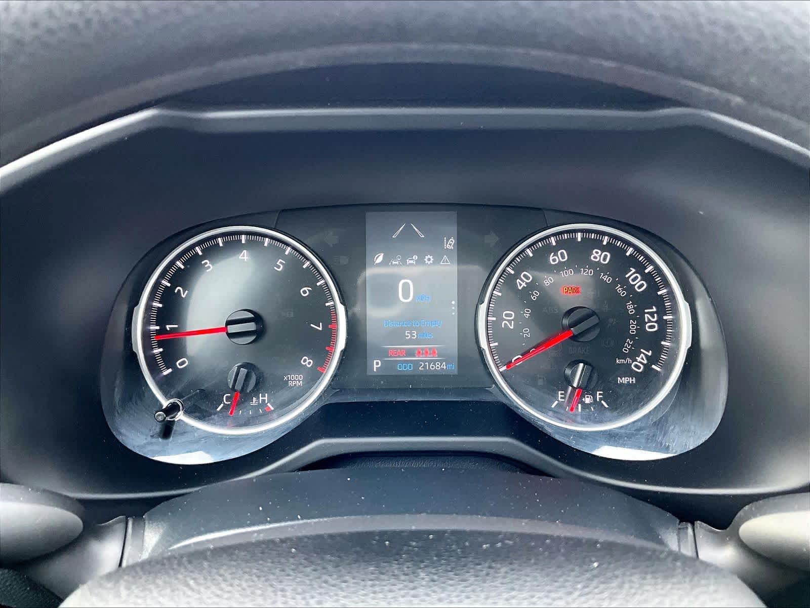 2022 Toyota RAV4 LE - Photo 25