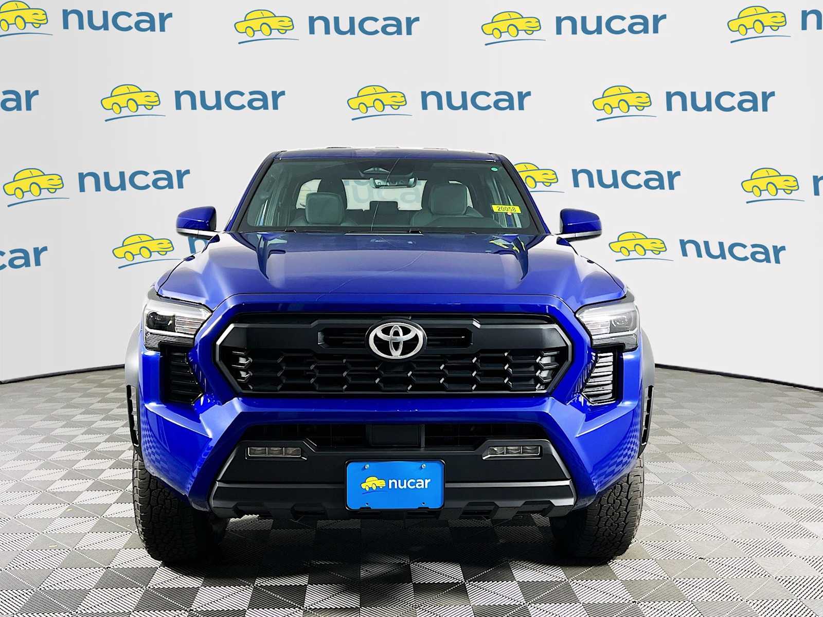 2025 Toyota Tacoma TRD Off Road - Photo 2