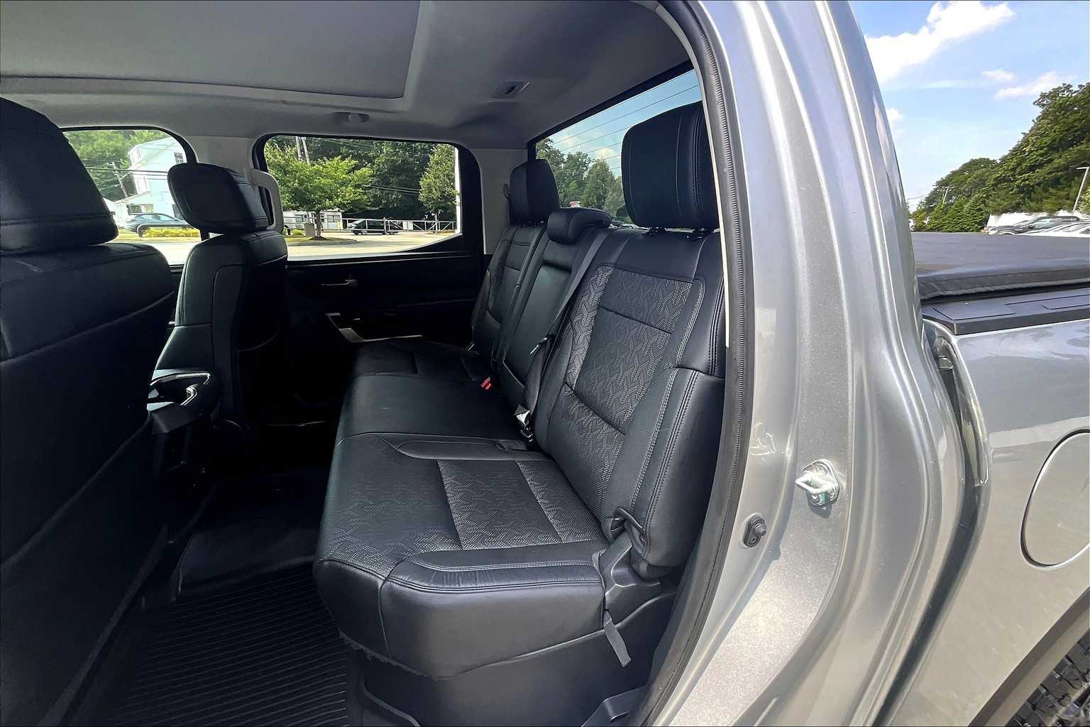 2024 Toyota Tundra Limited - Photo 15
