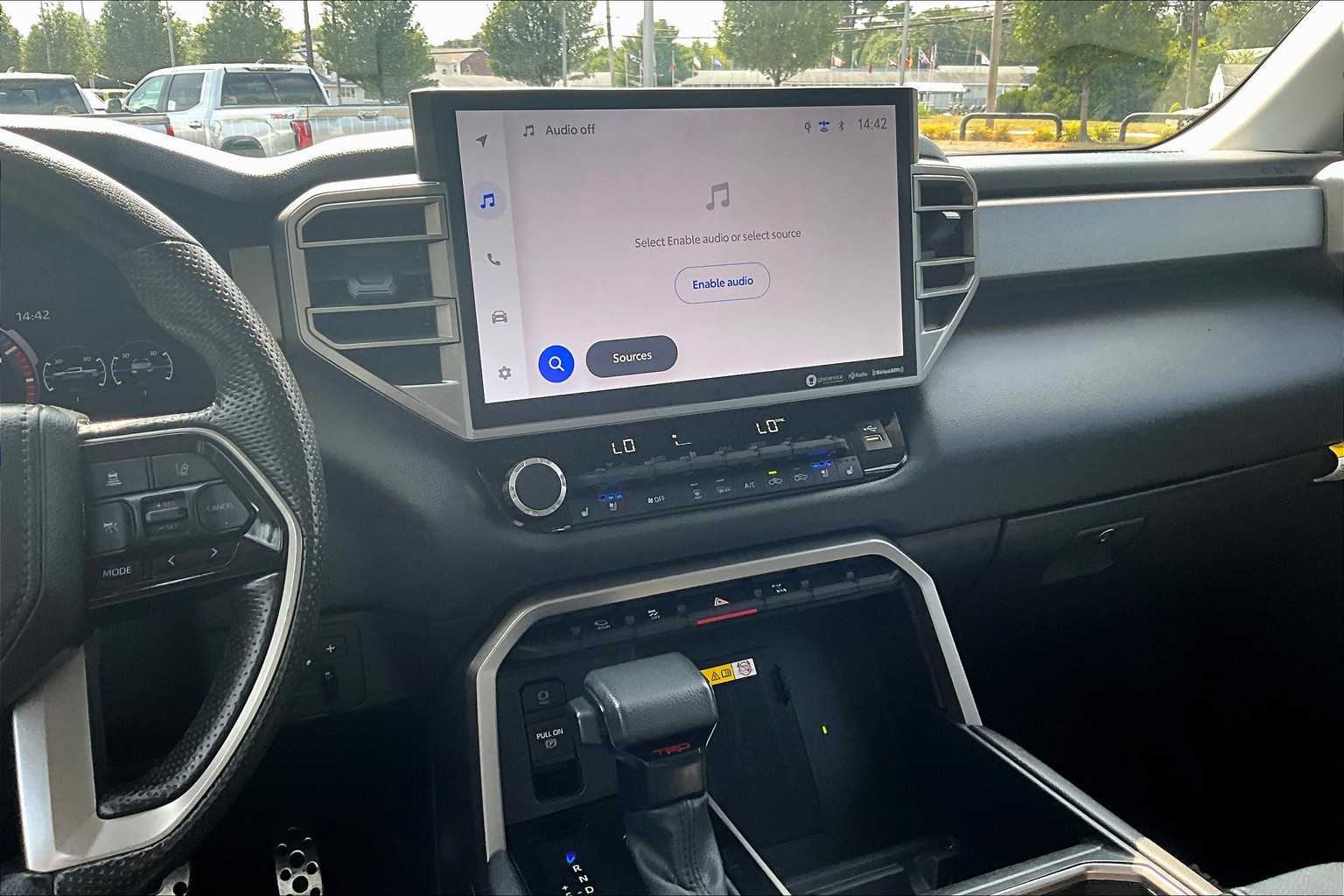 2024 Toyota Tundra Limited - Photo 18
