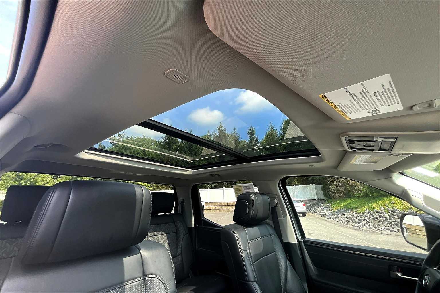 2024 Toyota Tundra Limited - Photo 22