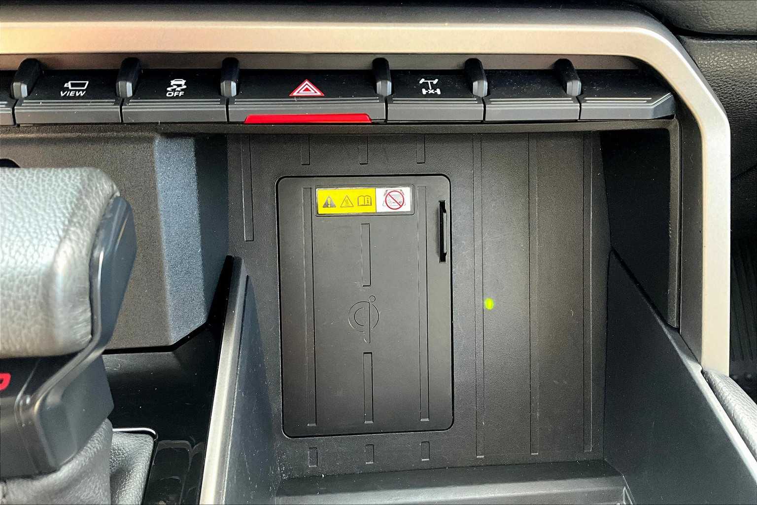 2024 Toyota Tundra Limited - Photo 27