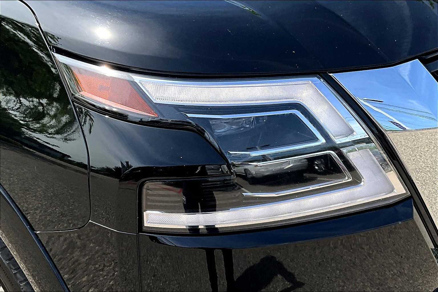 2023 Nissan Armada SL - Photo 33