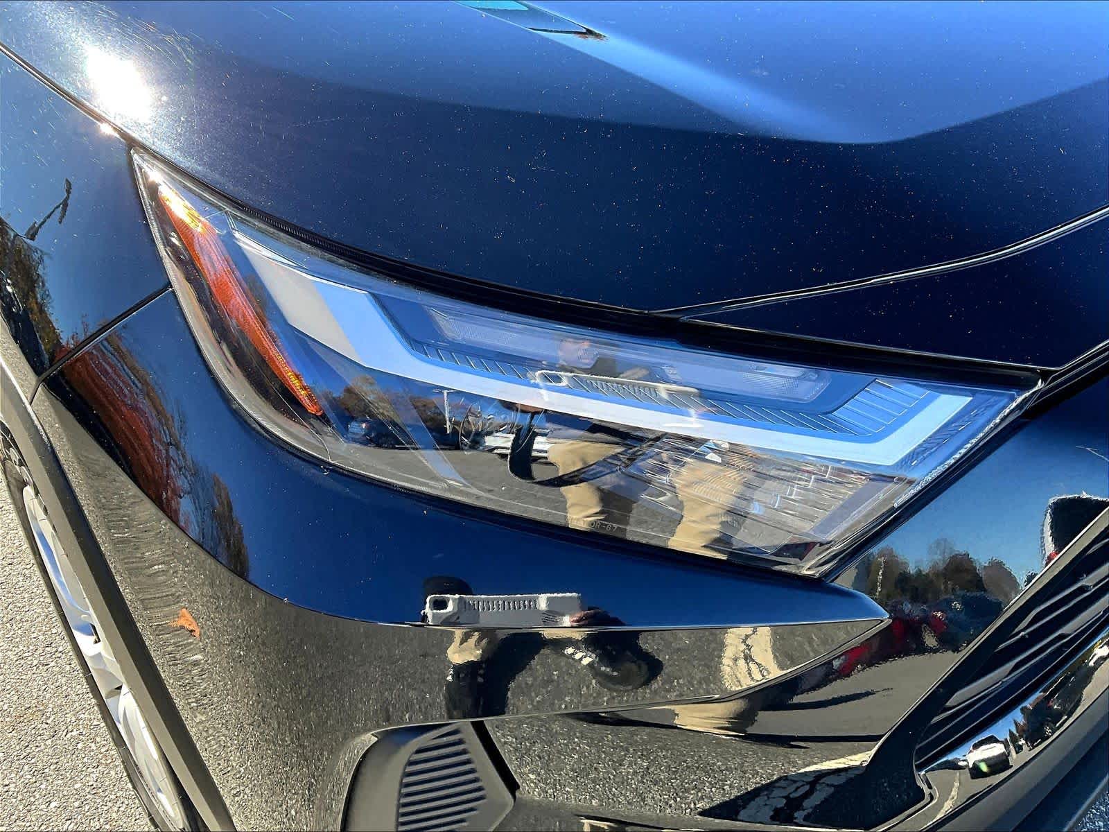 2024 Toyota RAV4 LE - Photo 33