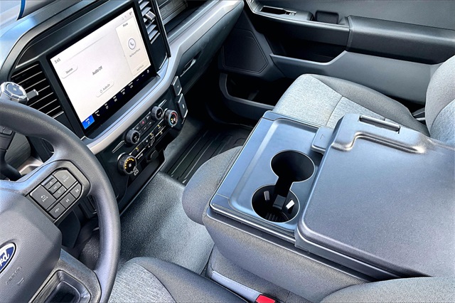 2025 Ford F-150 XL - Photo 9