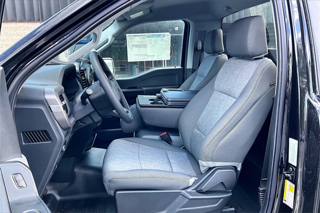 2025 Ford F-150 XL - Photo 10