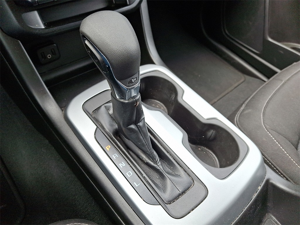2022 Chevrolet Colorado LT - Photo 14