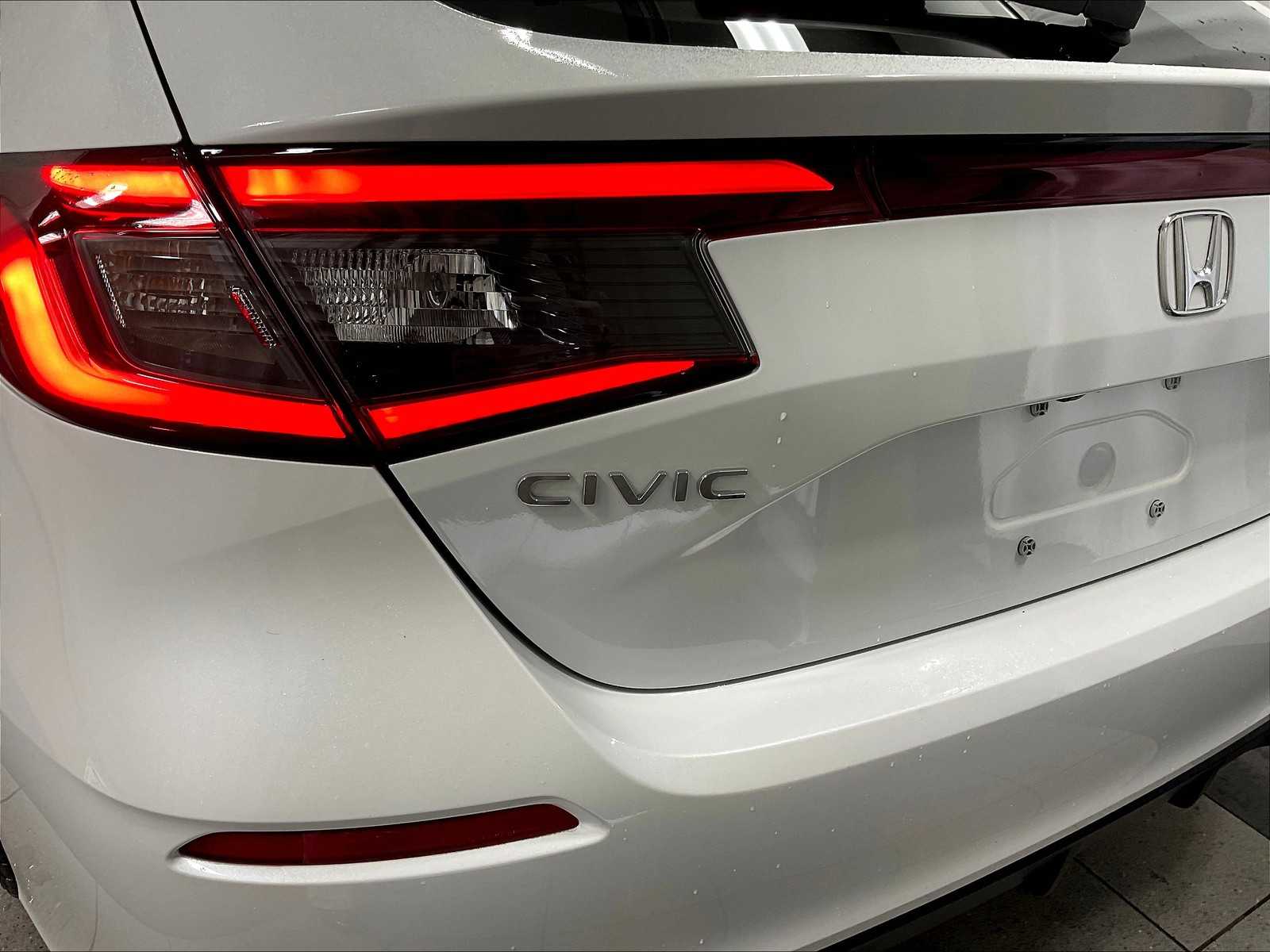 2023 Honda Civic Hatchback Sport - Photo 28