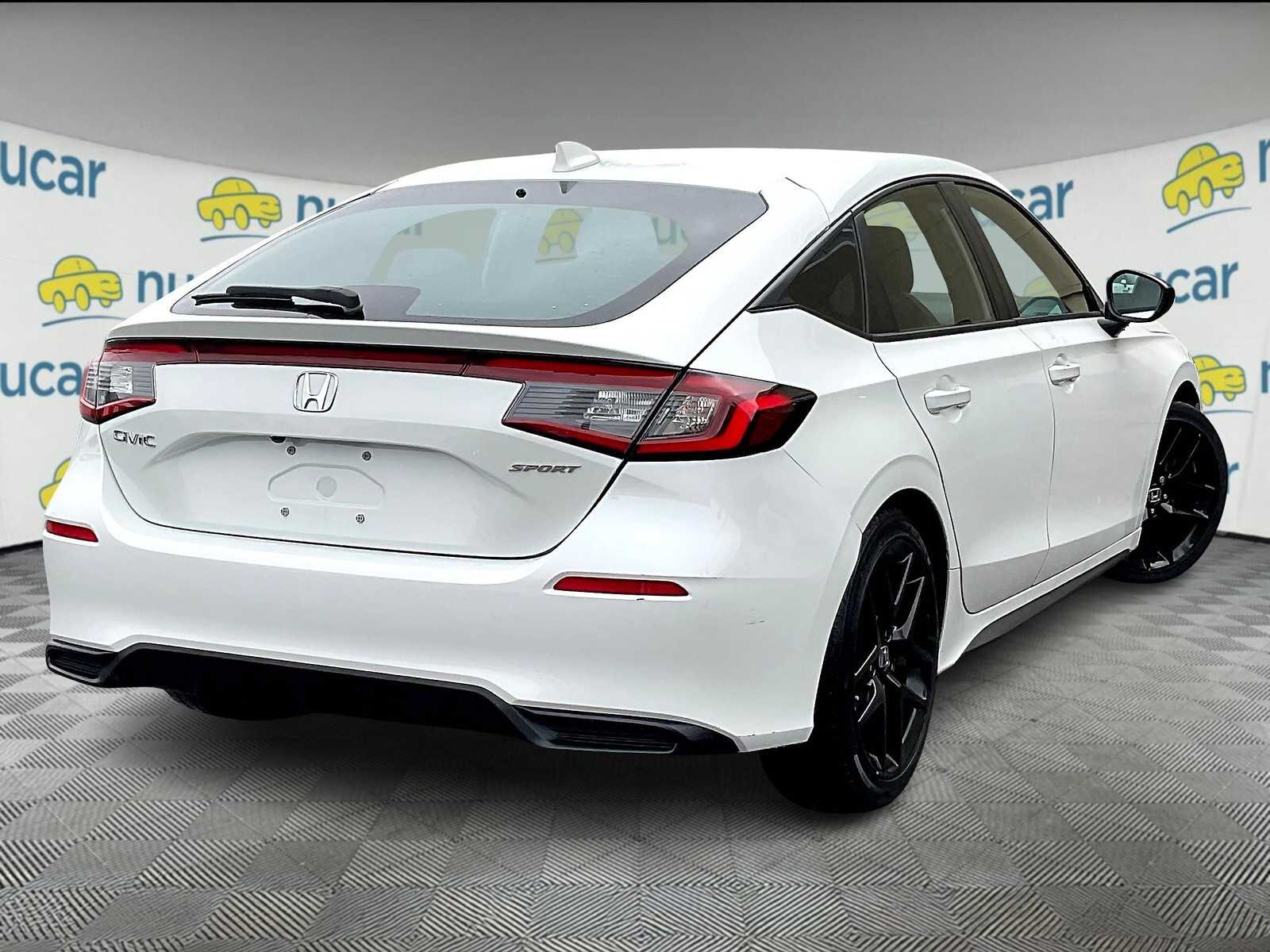 2023 Honda Civic Hatchback Sport - Photo 6