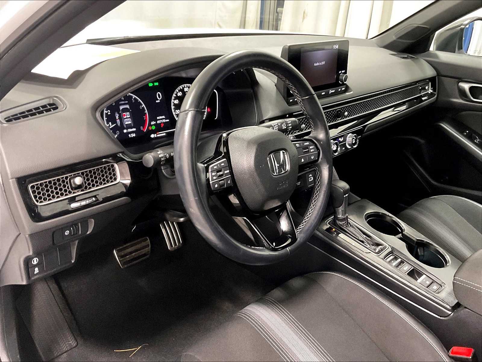 2023 Honda Civic Hatchback Sport - Photo 8