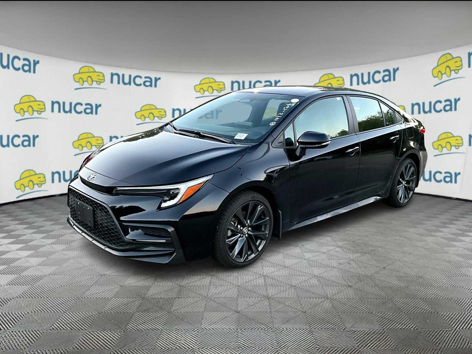 2025 Toyota Corolla SE - Photo 2
