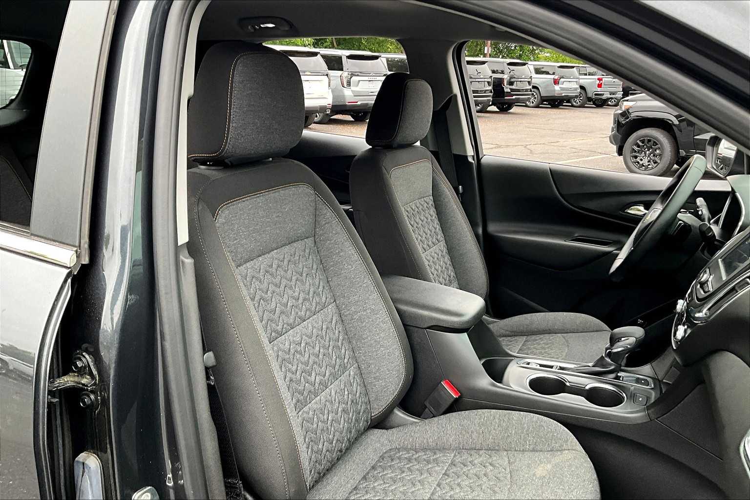 2023 Chevrolet Equinox LT - Photo 11