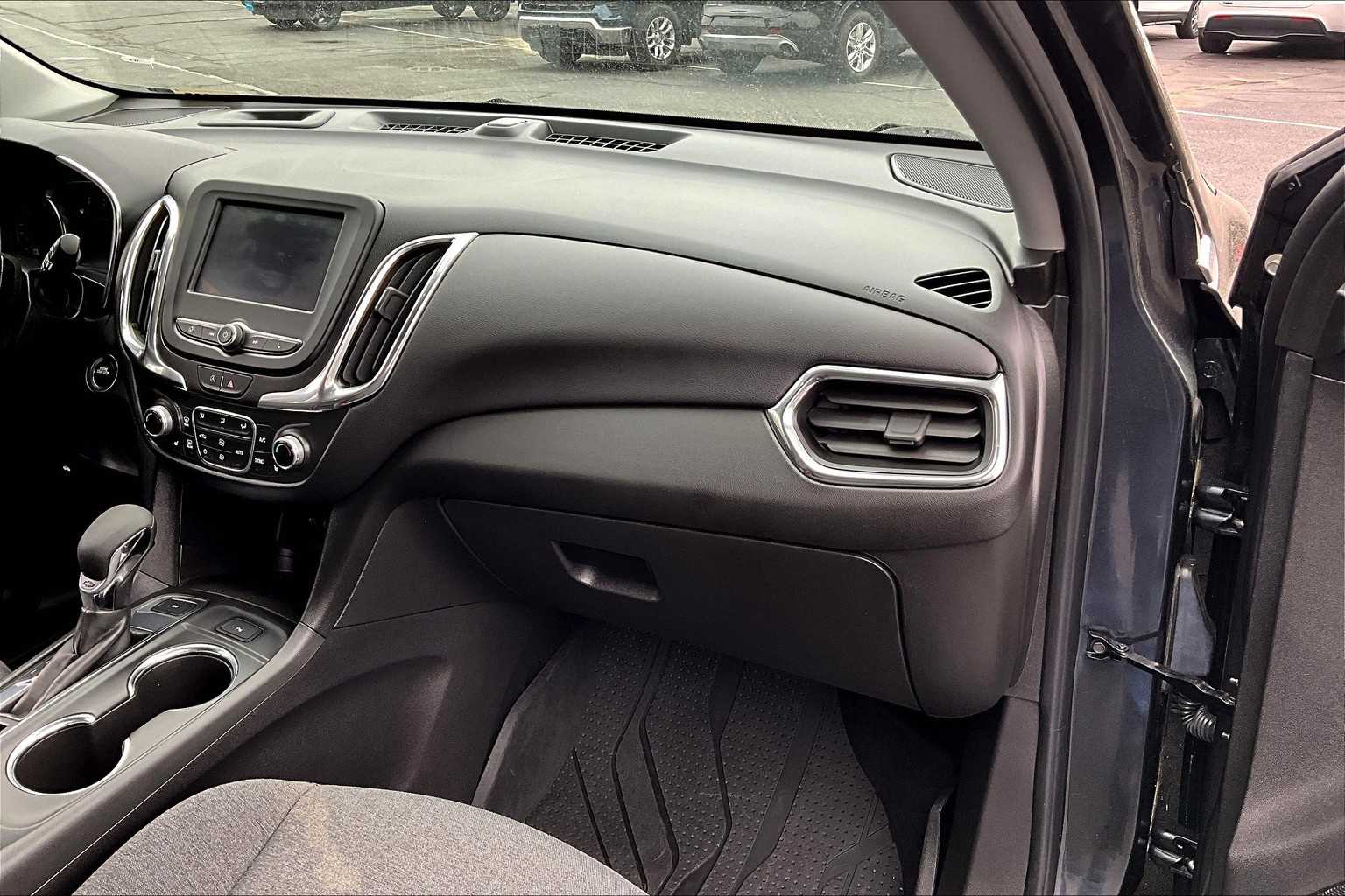 2023 Chevrolet Equinox LT - Photo 13