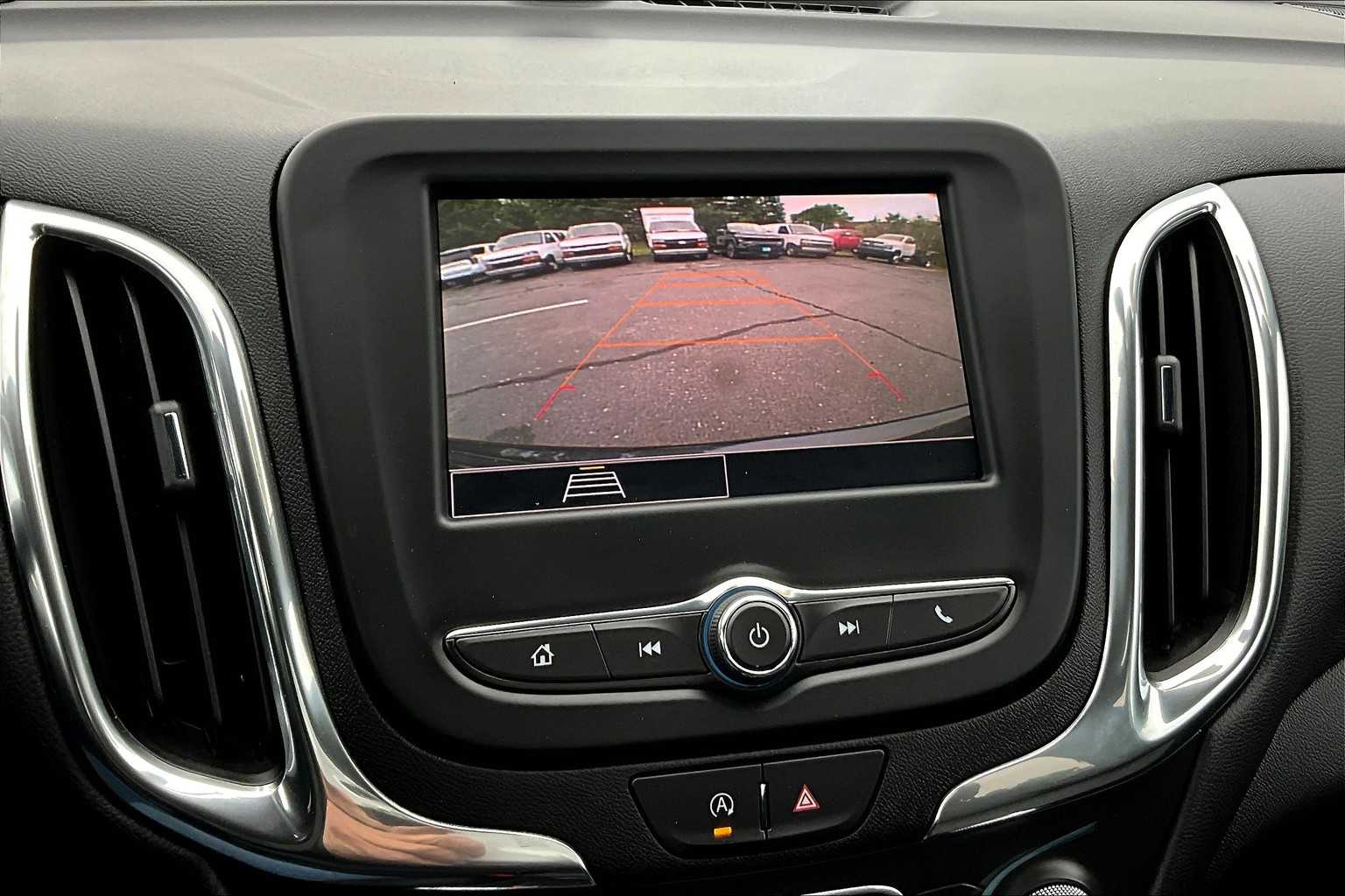 2023 Chevrolet Equinox LT - Photo 18