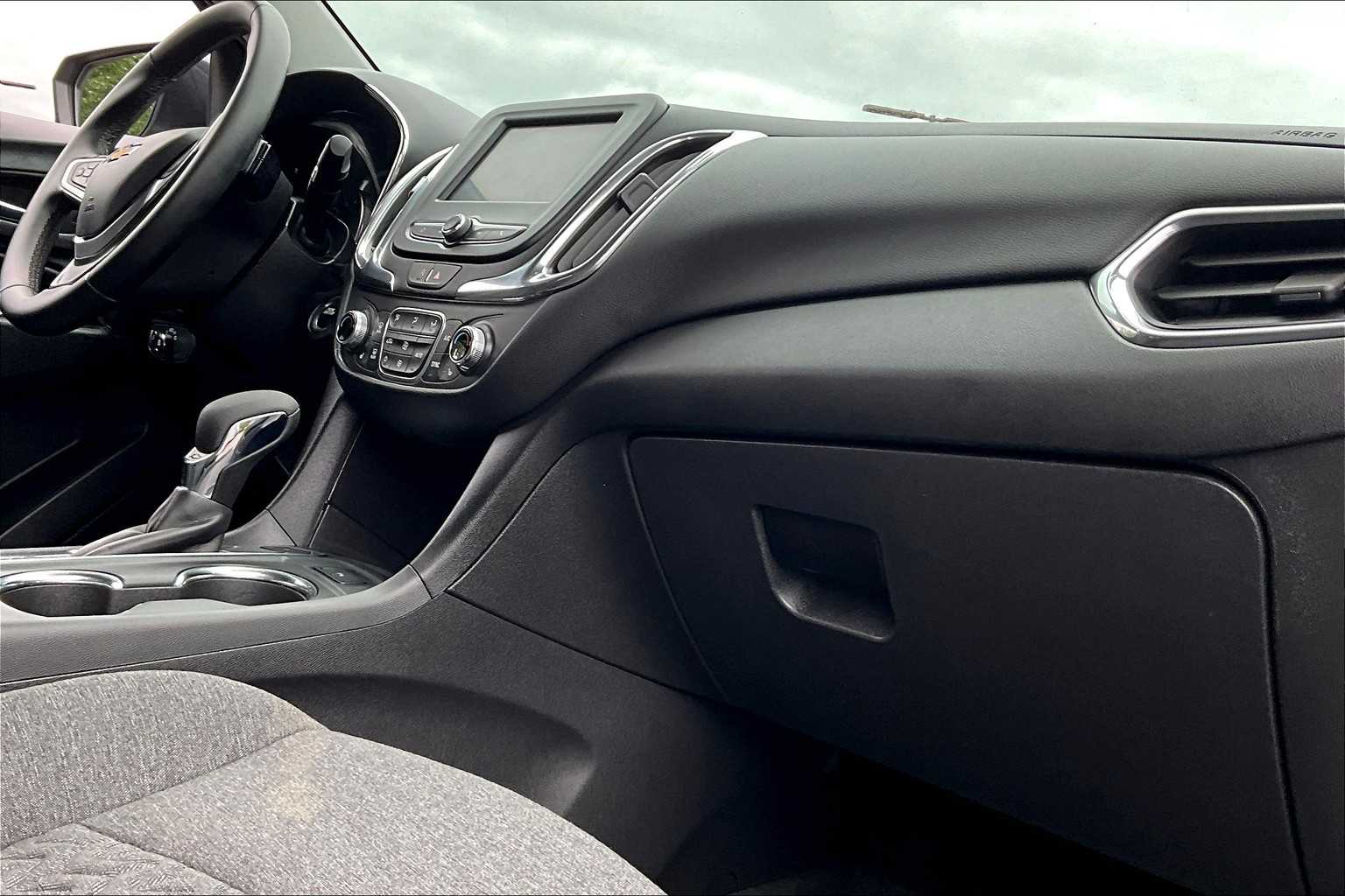 2023 Chevrolet Equinox LT - Photo 21