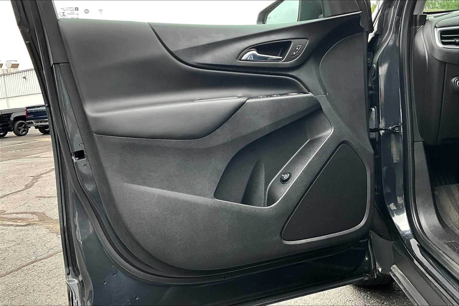2023 Chevrolet Equinox LT - Photo 9