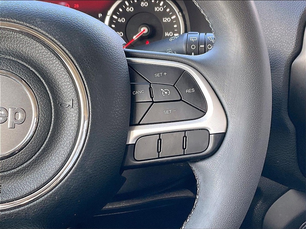 2021 Jeep Renegade Latitude - Photo 23