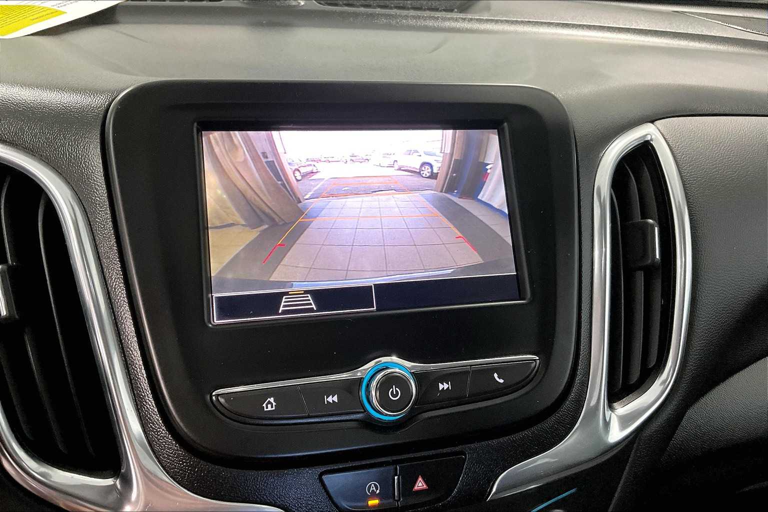 2022 Chevrolet Equinox LT - Photo 19