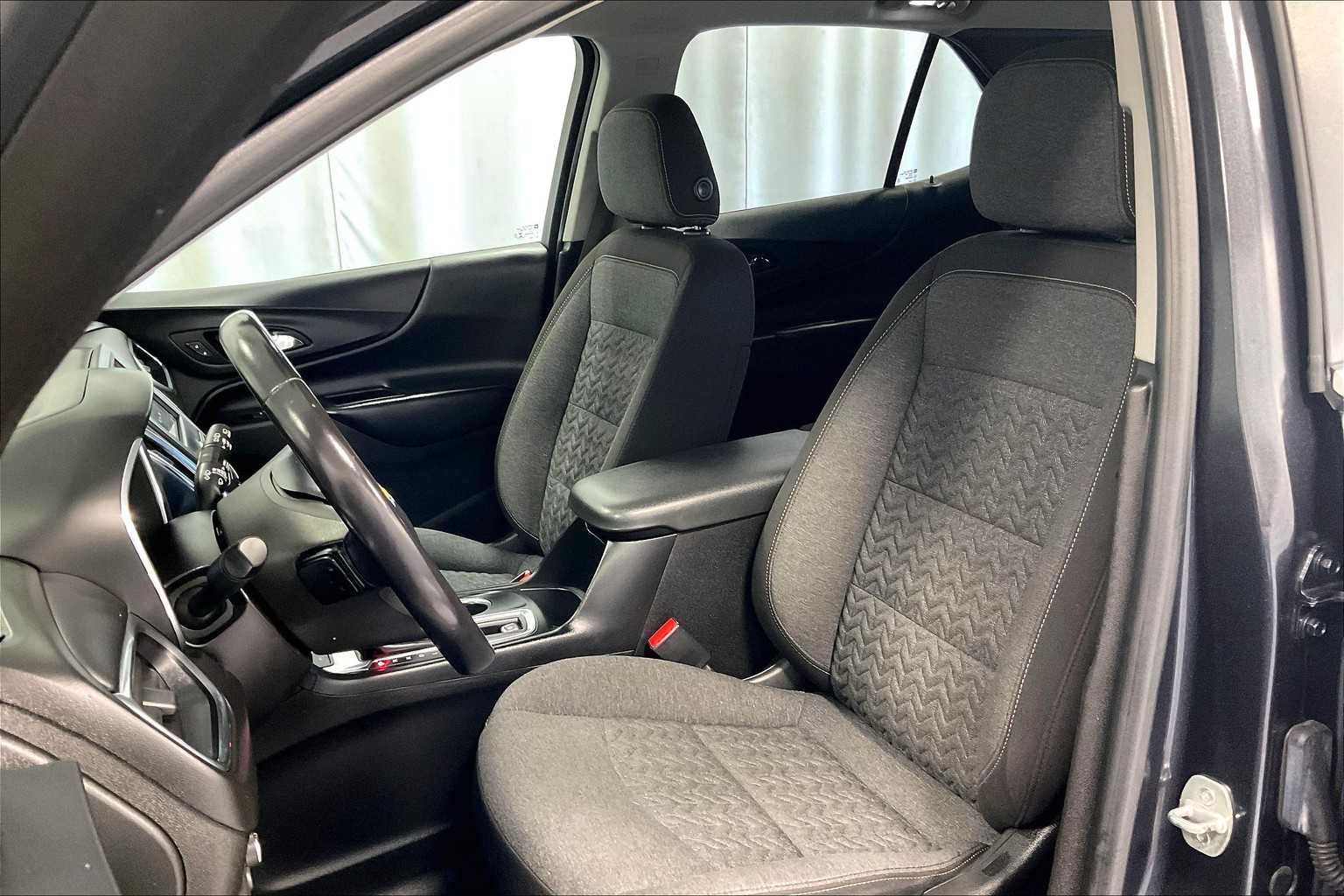 2022 Chevrolet Equinox LT - Photo 10