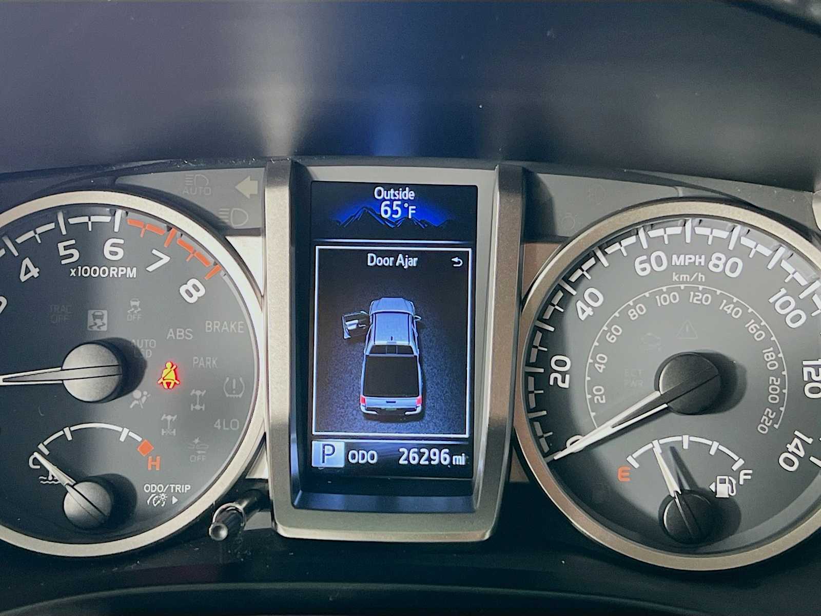 2023 Toyota Tacoma Limited - Photo 12