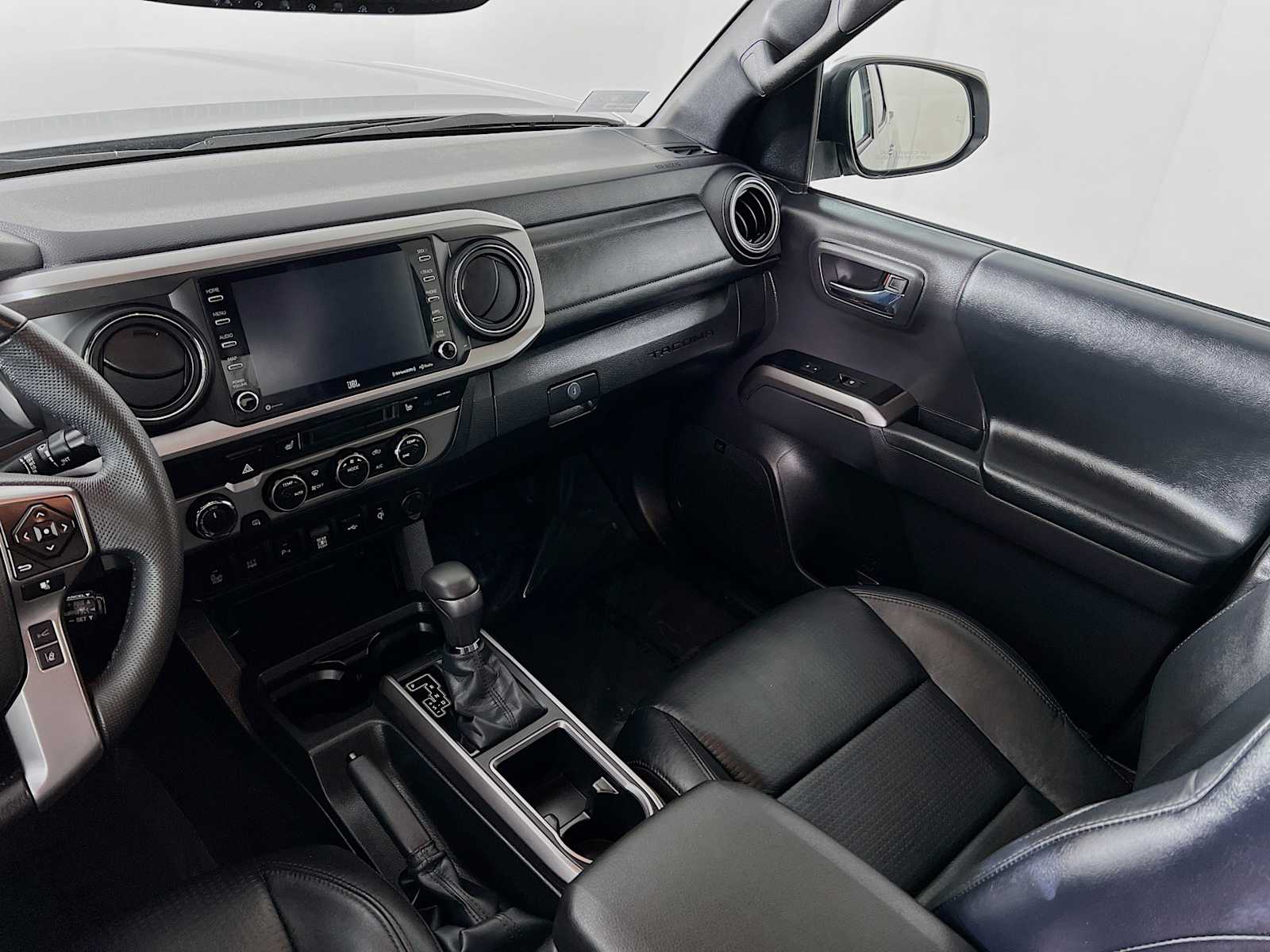 2023 Toyota Tacoma Limited - Photo 23