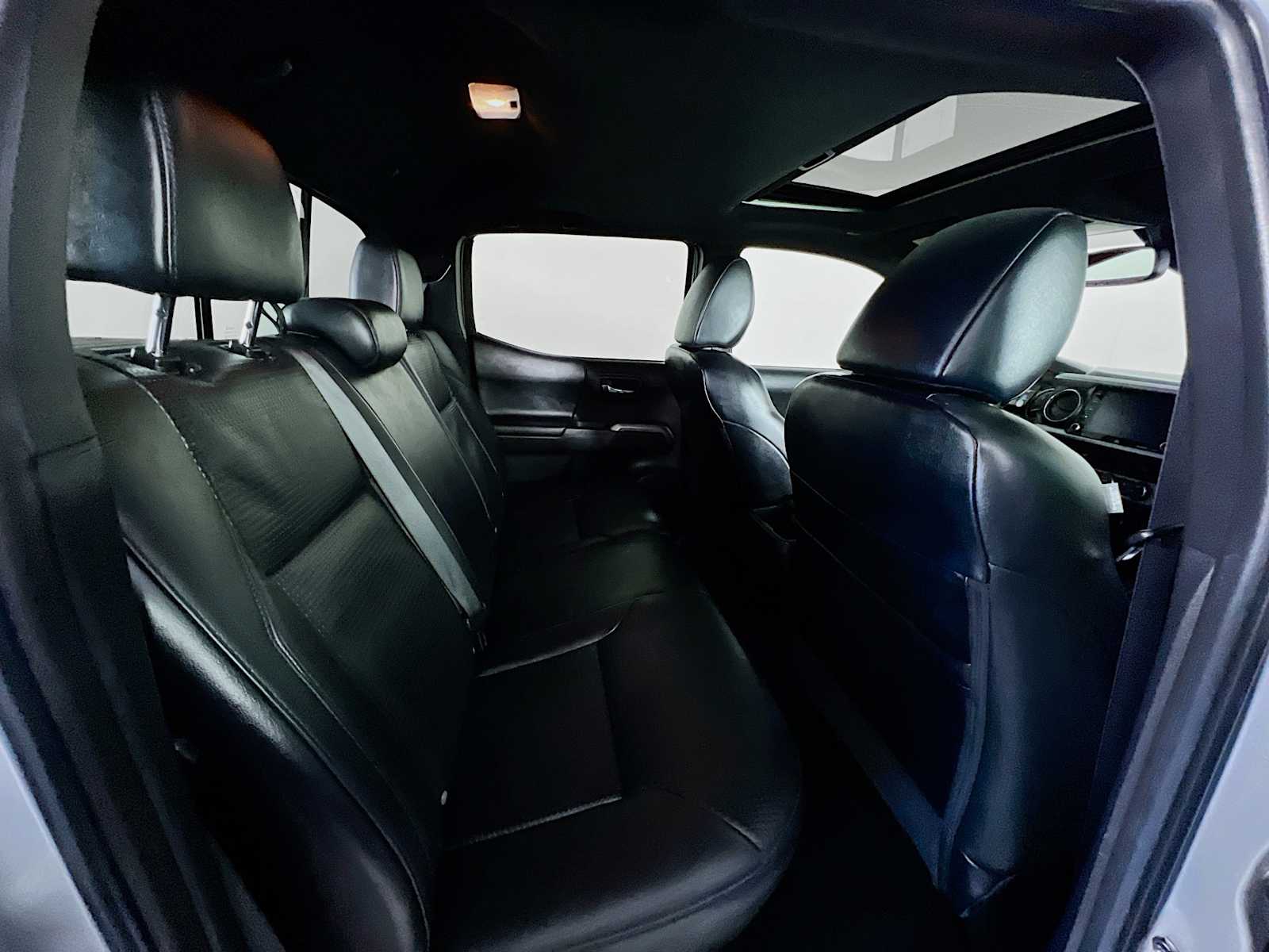 2023 Toyota Tacoma Limited - Photo 26