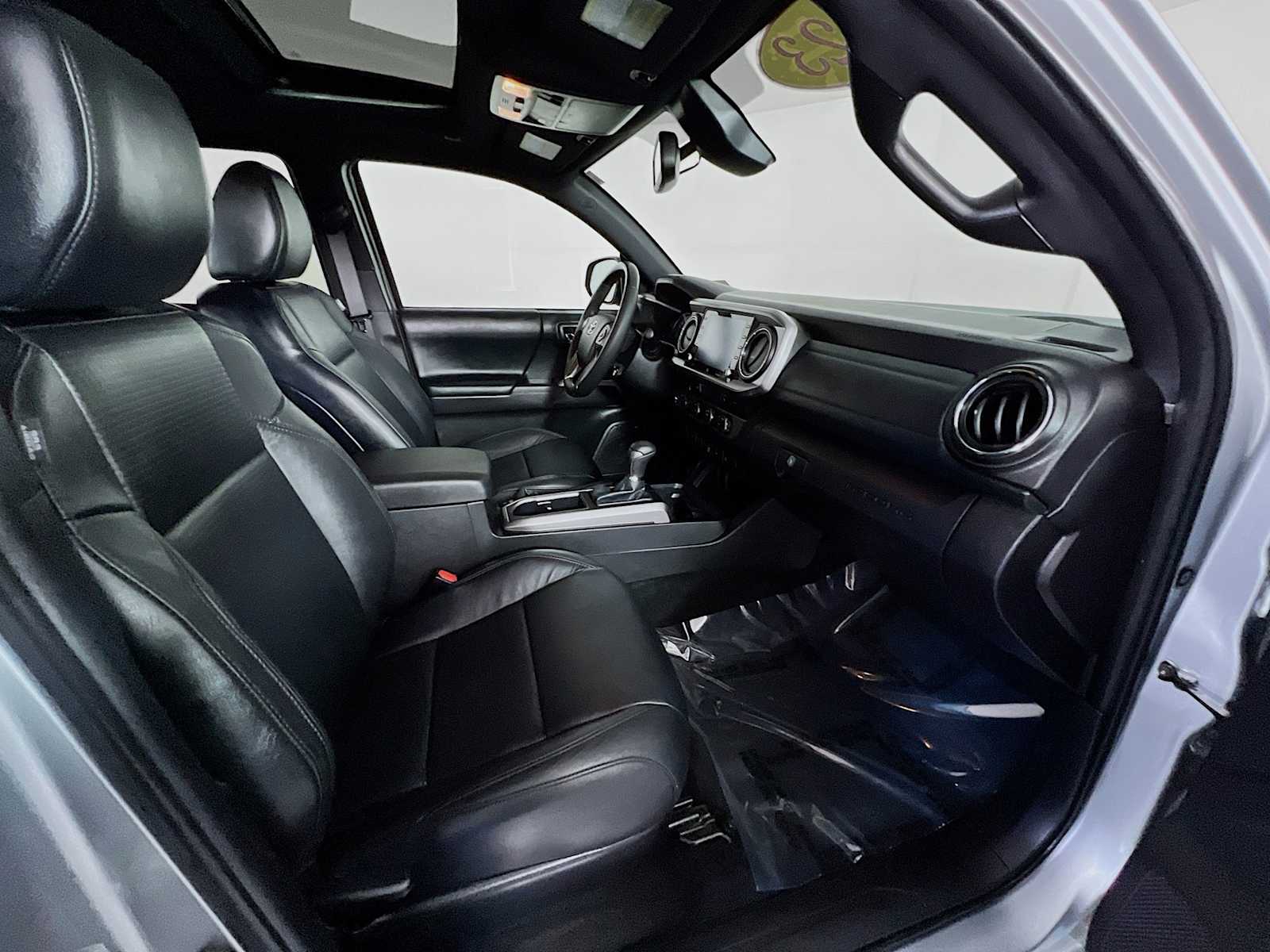 2023 Toyota Tacoma Limited - Photo 27