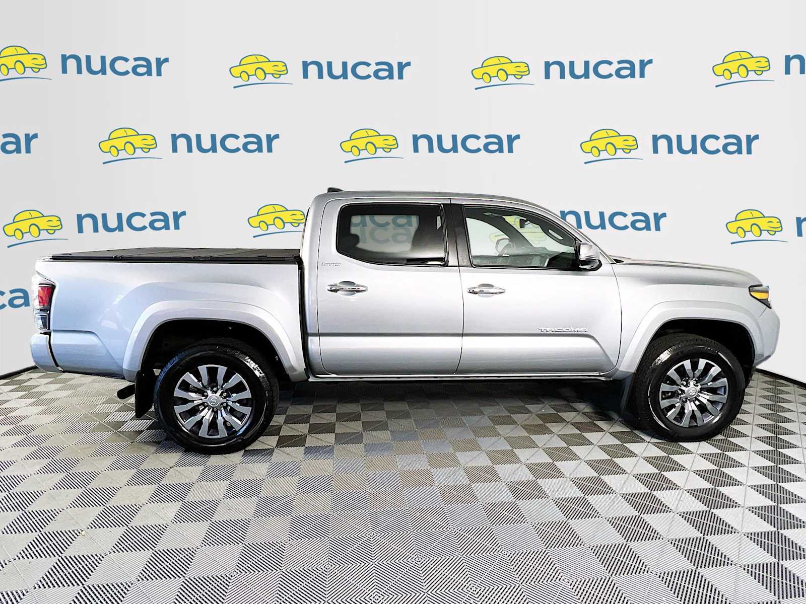 2023 Toyota Tacoma Limited - Photo 8