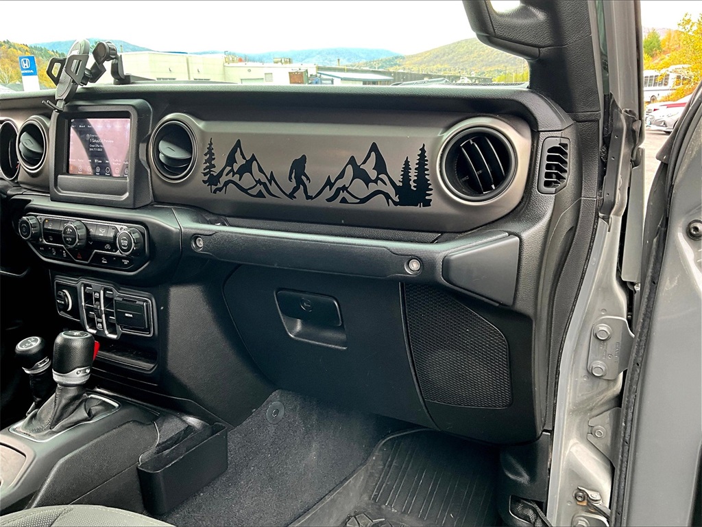 2020 Jeep Gladiator Sport - Photo 13