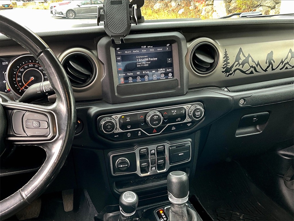 2020 Jeep Gladiator Sport - Photo 18