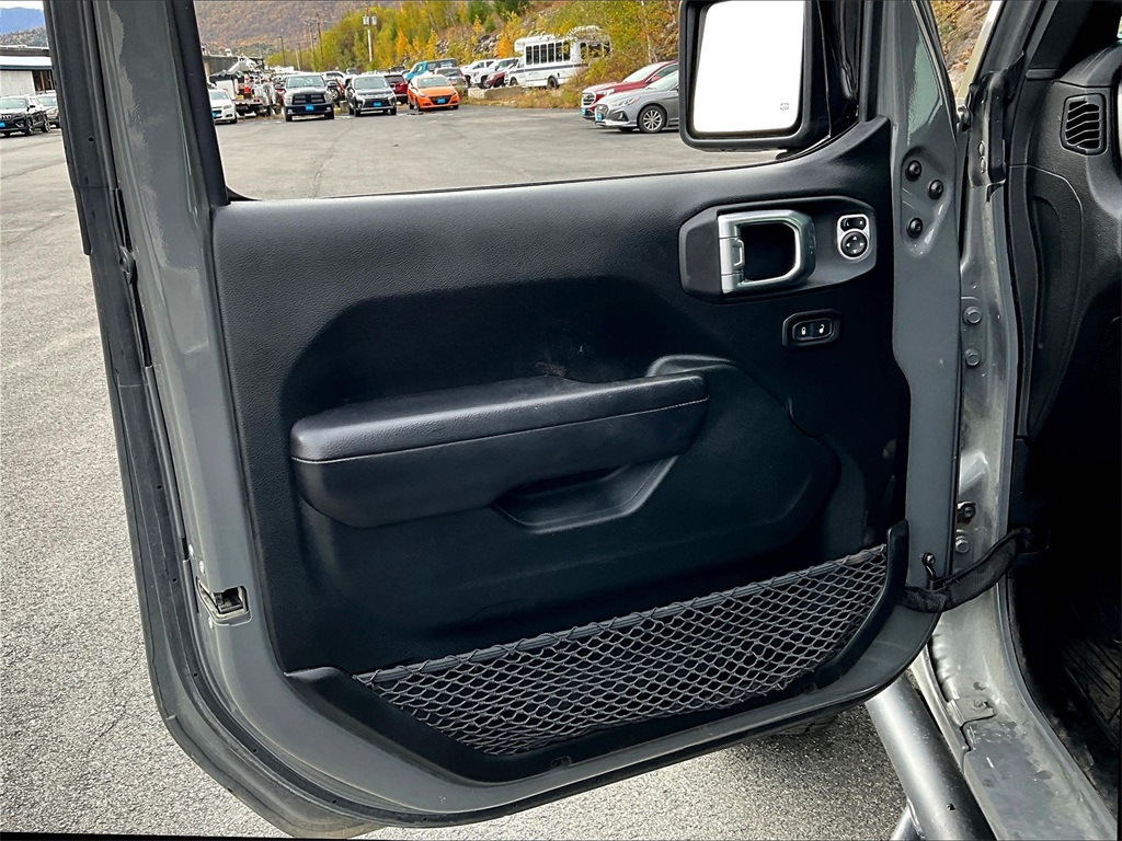 2020 Jeep Gladiator Sport - Photo 9