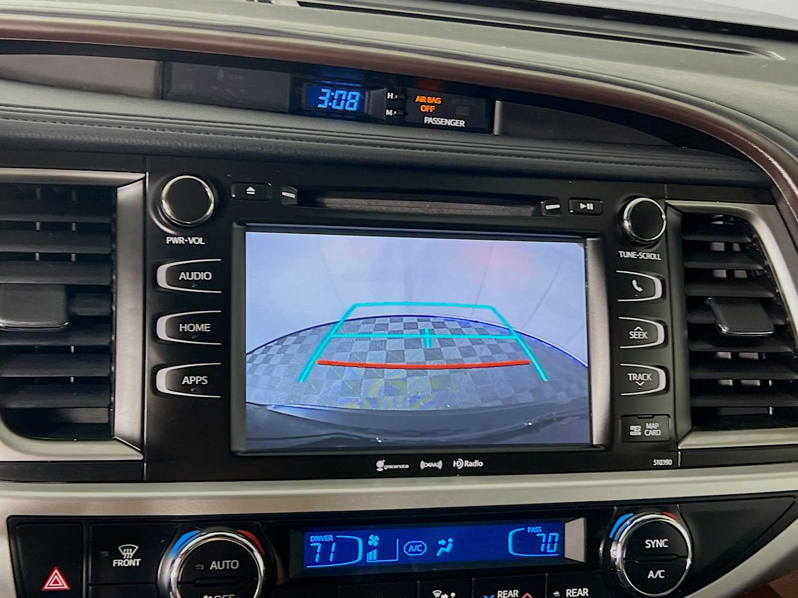 2019 Toyota Highlander XLE - Photo 12