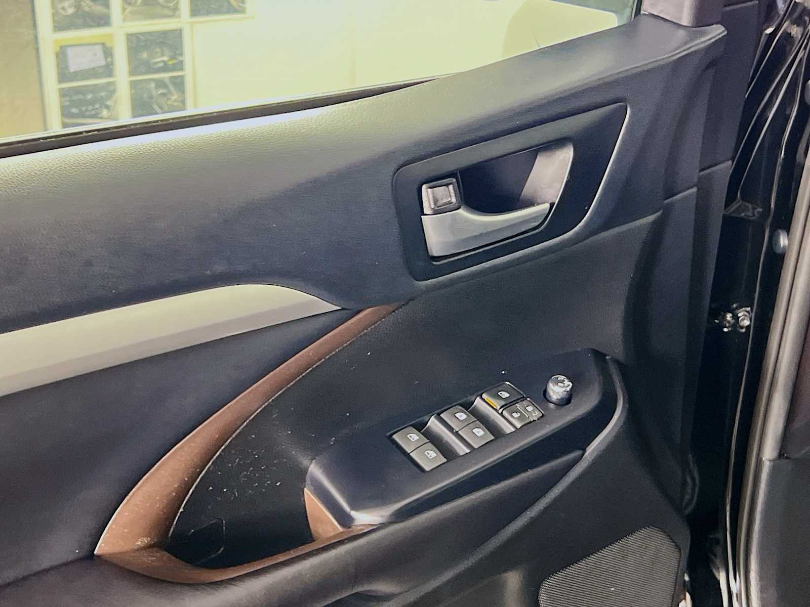 2019 Toyota Highlander XLE - Photo 16