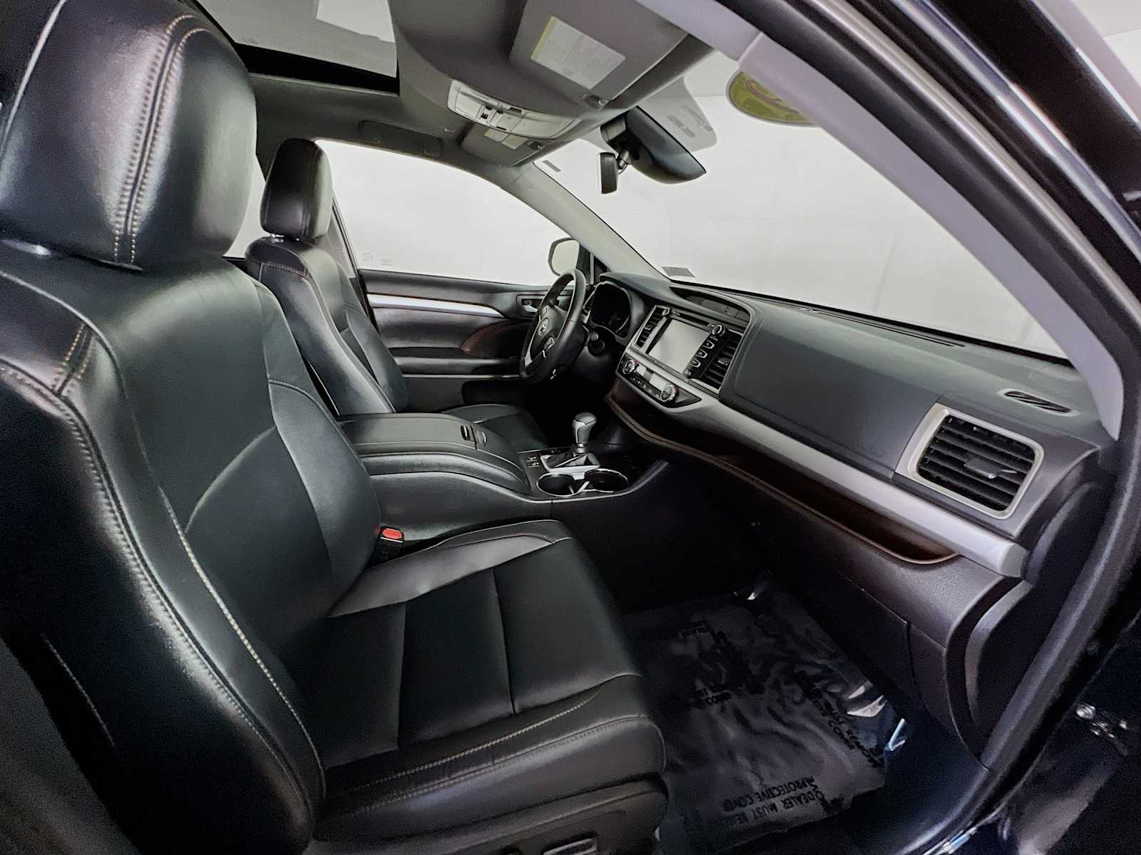 2019 Toyota Highlander XLE - Photo 27