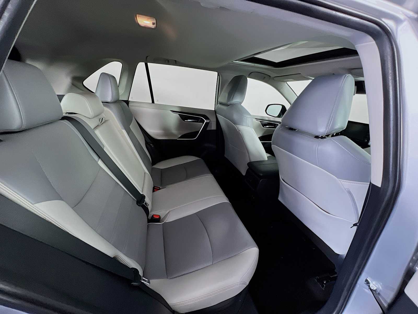 2019 Toyota RAV4 Hybrid Limited - Photo 27