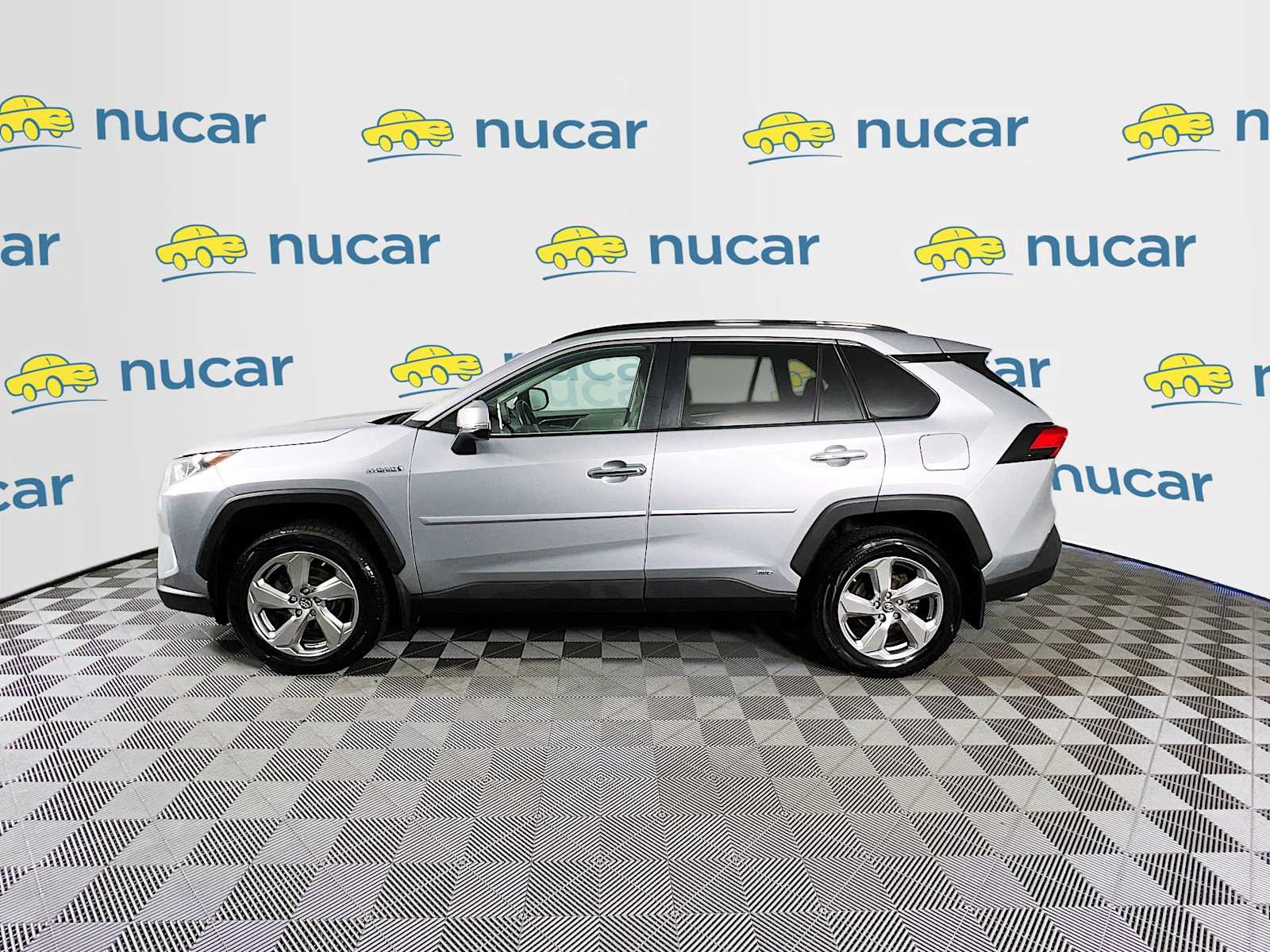 2019 Toyota RAV4 Hybrid Limited - Photo 4