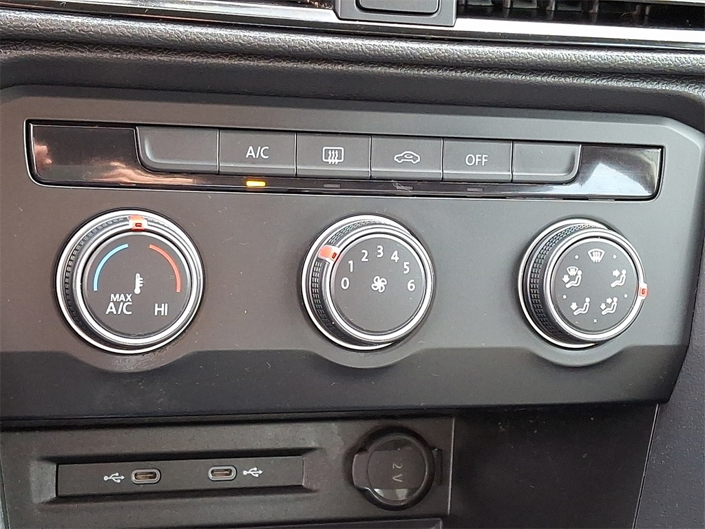 2022 Volkswagen Taos 1.5T S - Photo 16