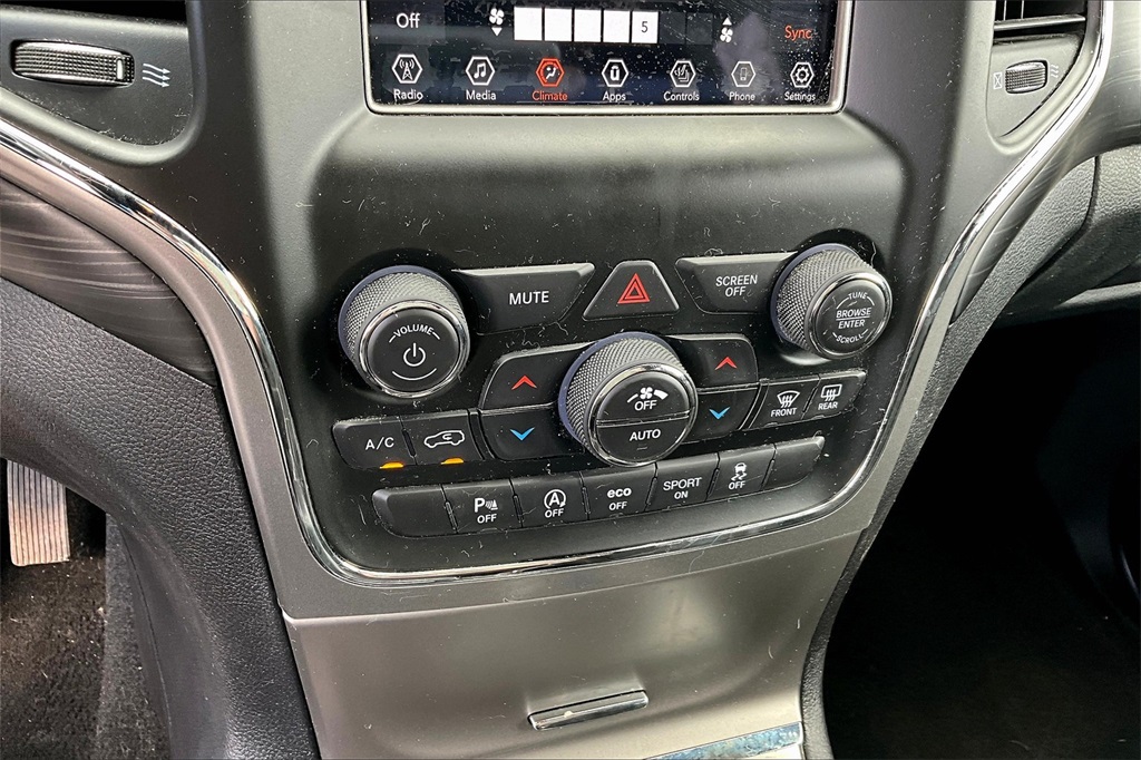 2020 Jeep Grand Cherokee Laredo E - Photo 23