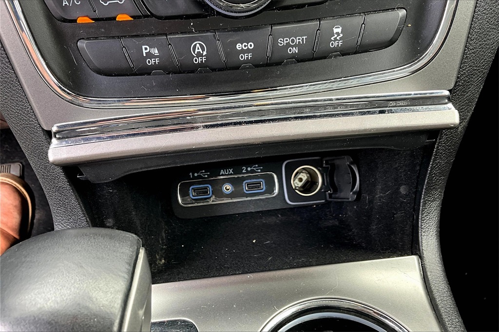 2020 Jeep Grand Cherokee Laredo E - Photo 24