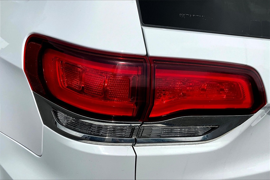 2020 Jeep Grand Cherokee Laredo E - Photo 29