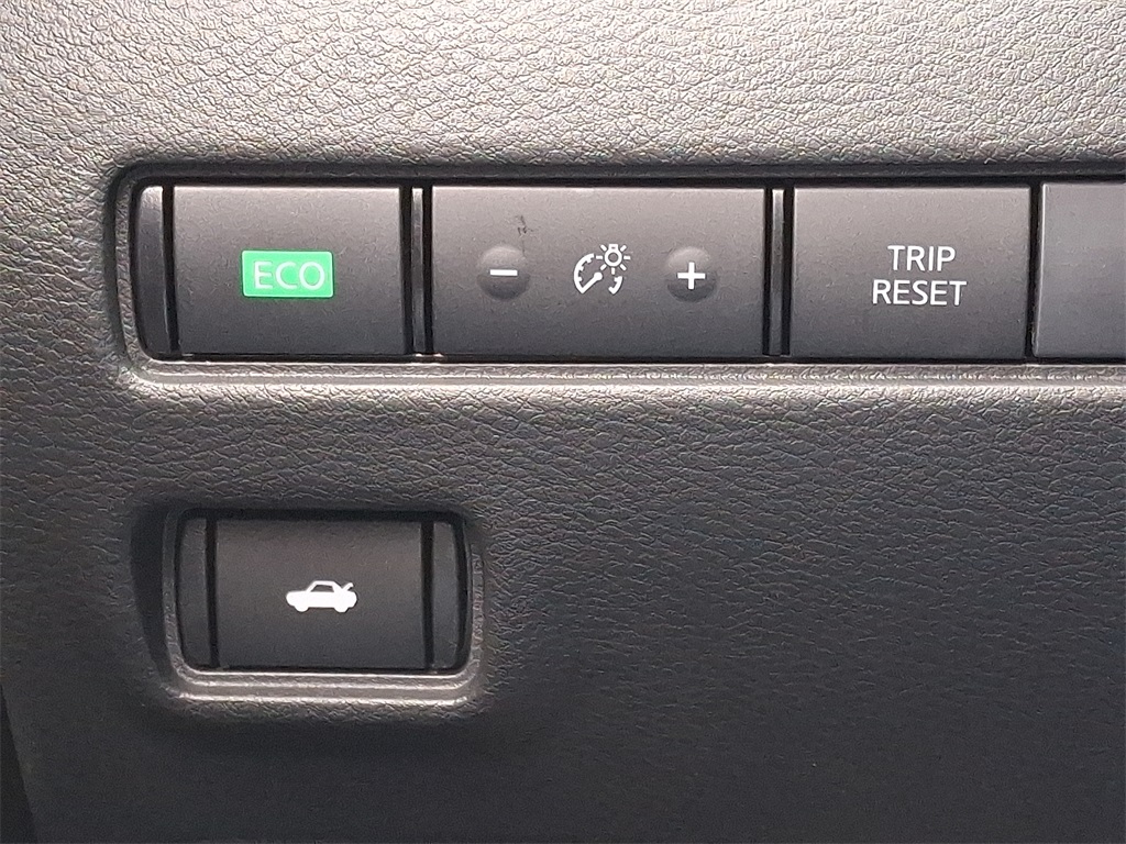 2025 Nissan Sentra SV - Photo 17