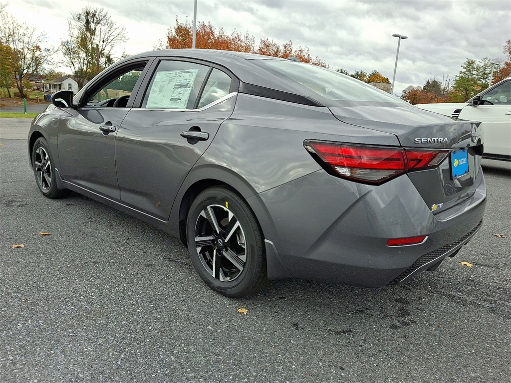 2025 Nissan Sentra SV - Photo 3